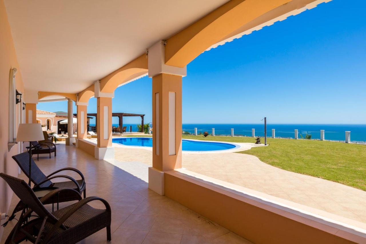 Luxury Villa Bellagio Estepona (Adults Only) Eksteriør billede